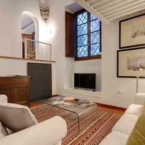 Loft Vigna Vecchia 7 , Florence Italy