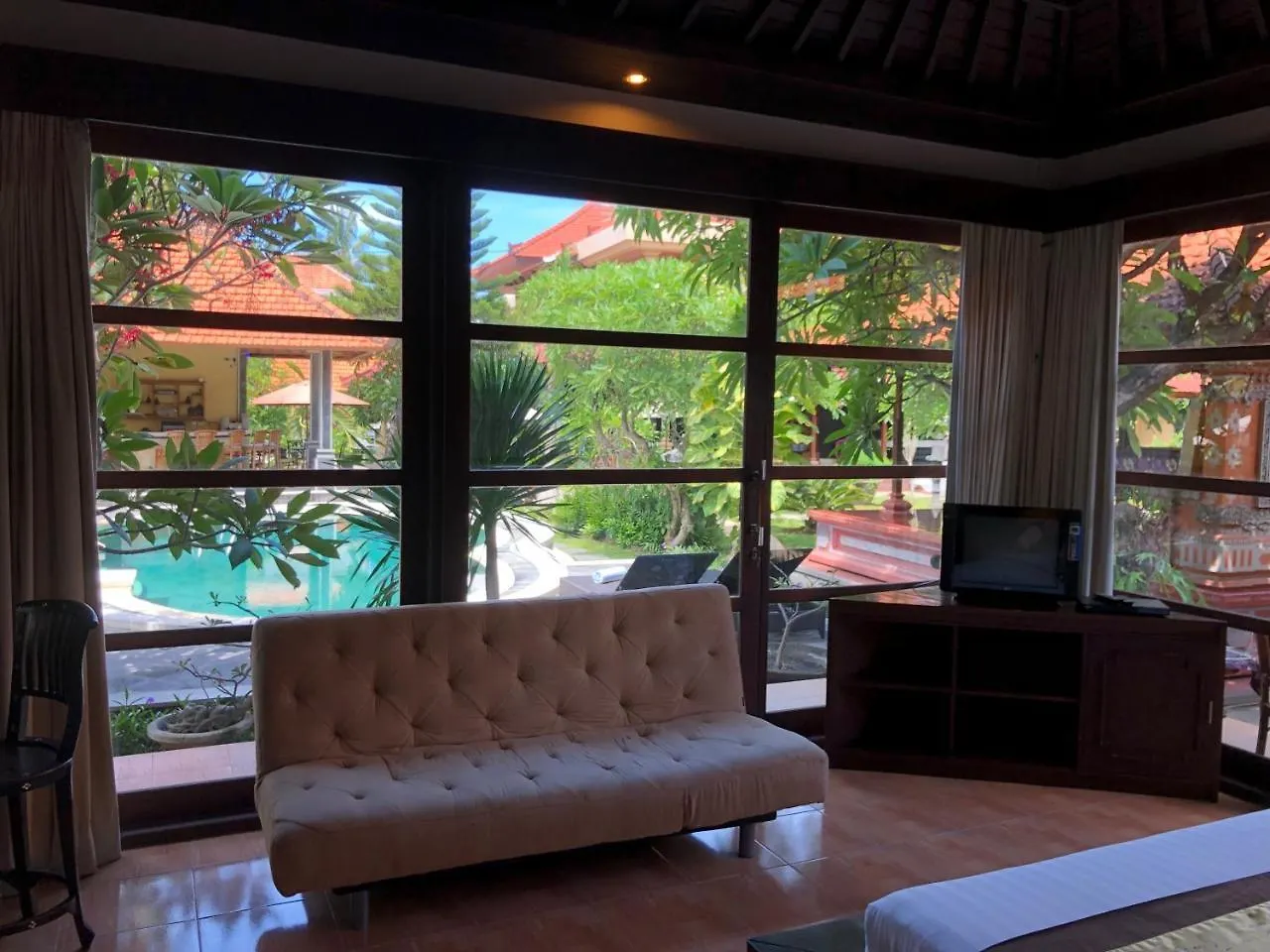 D'Kubu Legian Hotel 3*, Legian (Bali)